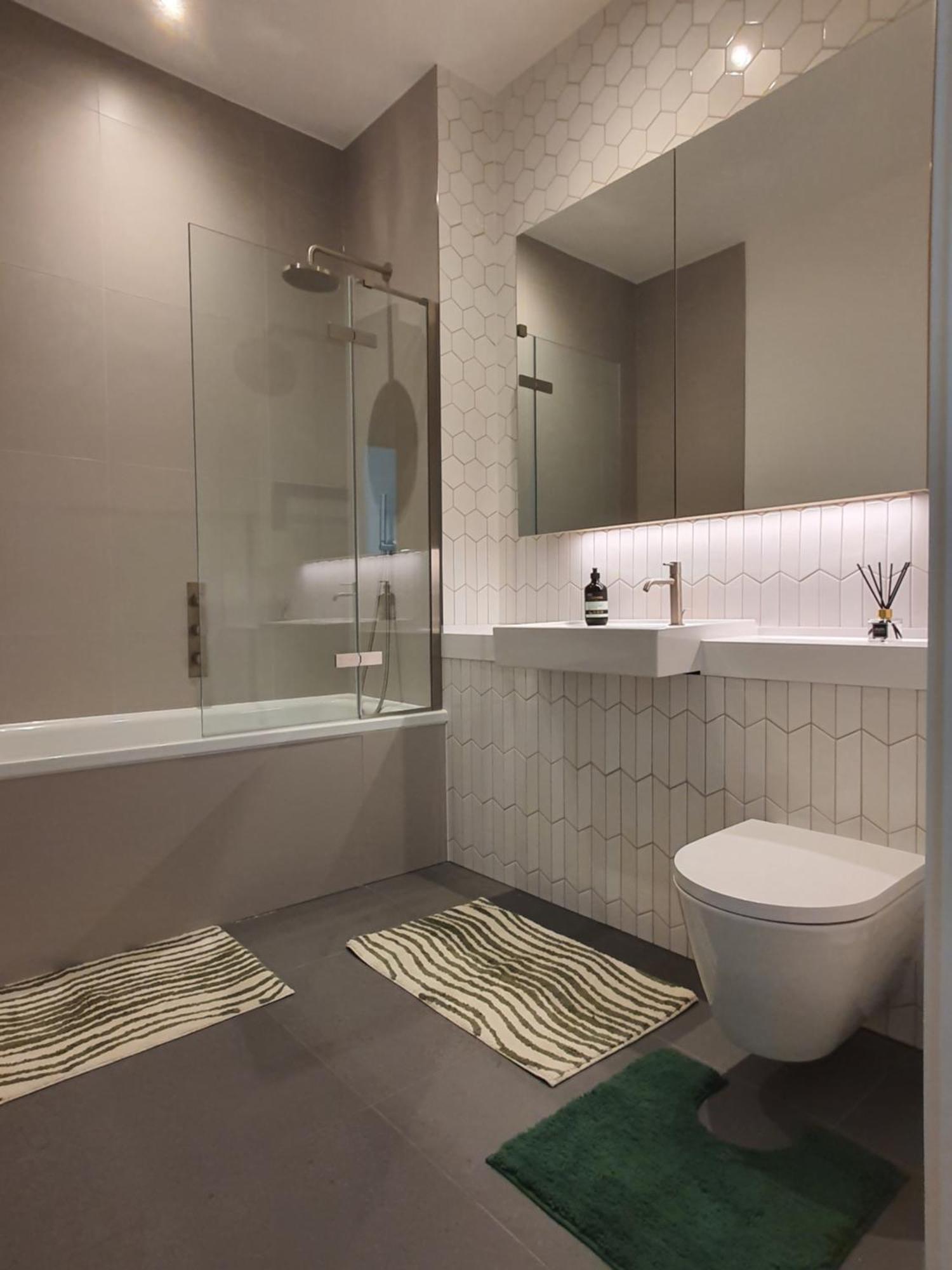 לונדון Cozy Room With Private Bathroom In Luxurious Flat מראה חיצוני תמונה